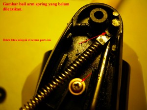 bail-arm-spring-pada-reel